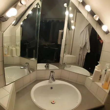 Zwischen Nürnberg Und Seenland Apartment